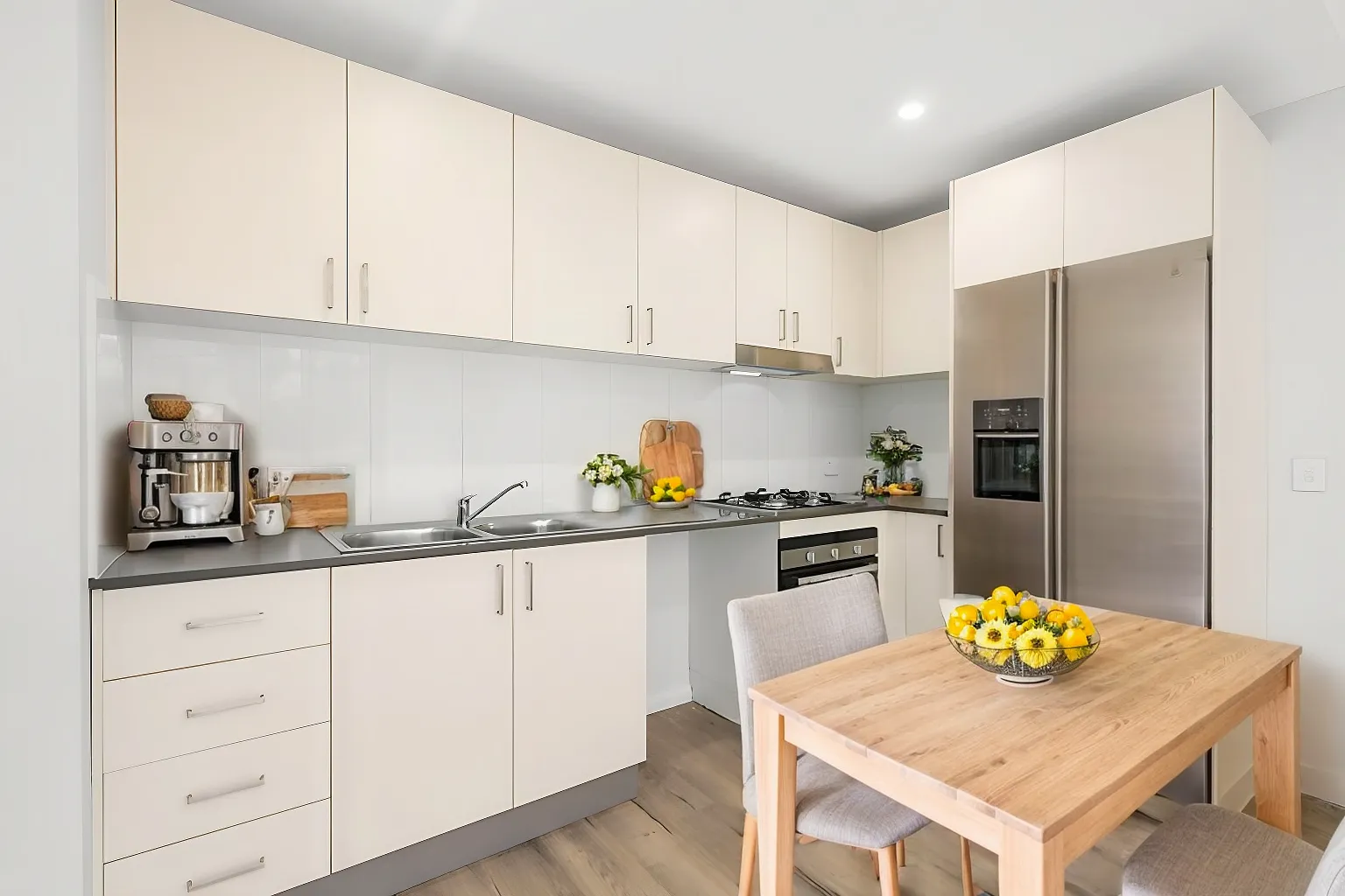 102-3 George Street, Warwick Farm NSW 2170 (2).webp
