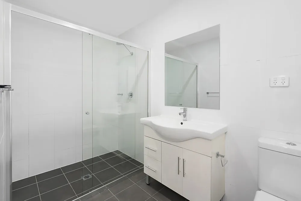 102-3 George Street, Warwick Farm NSW 2170 (4).webp