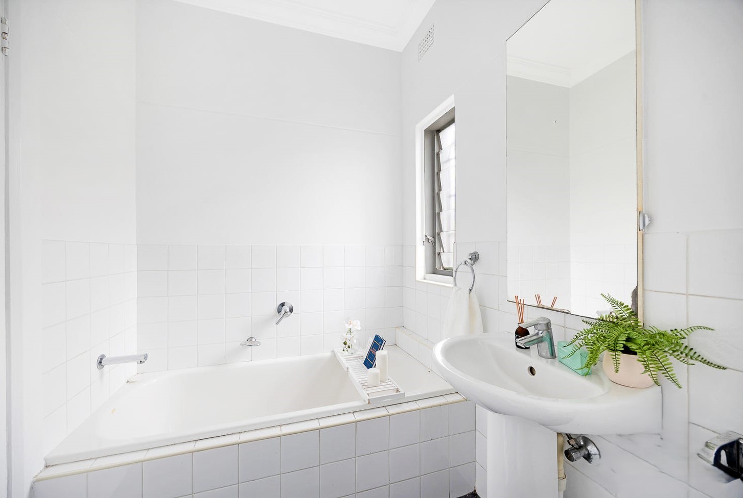 12 Noller Parade Parramatta NSW 2150 (12).jpg