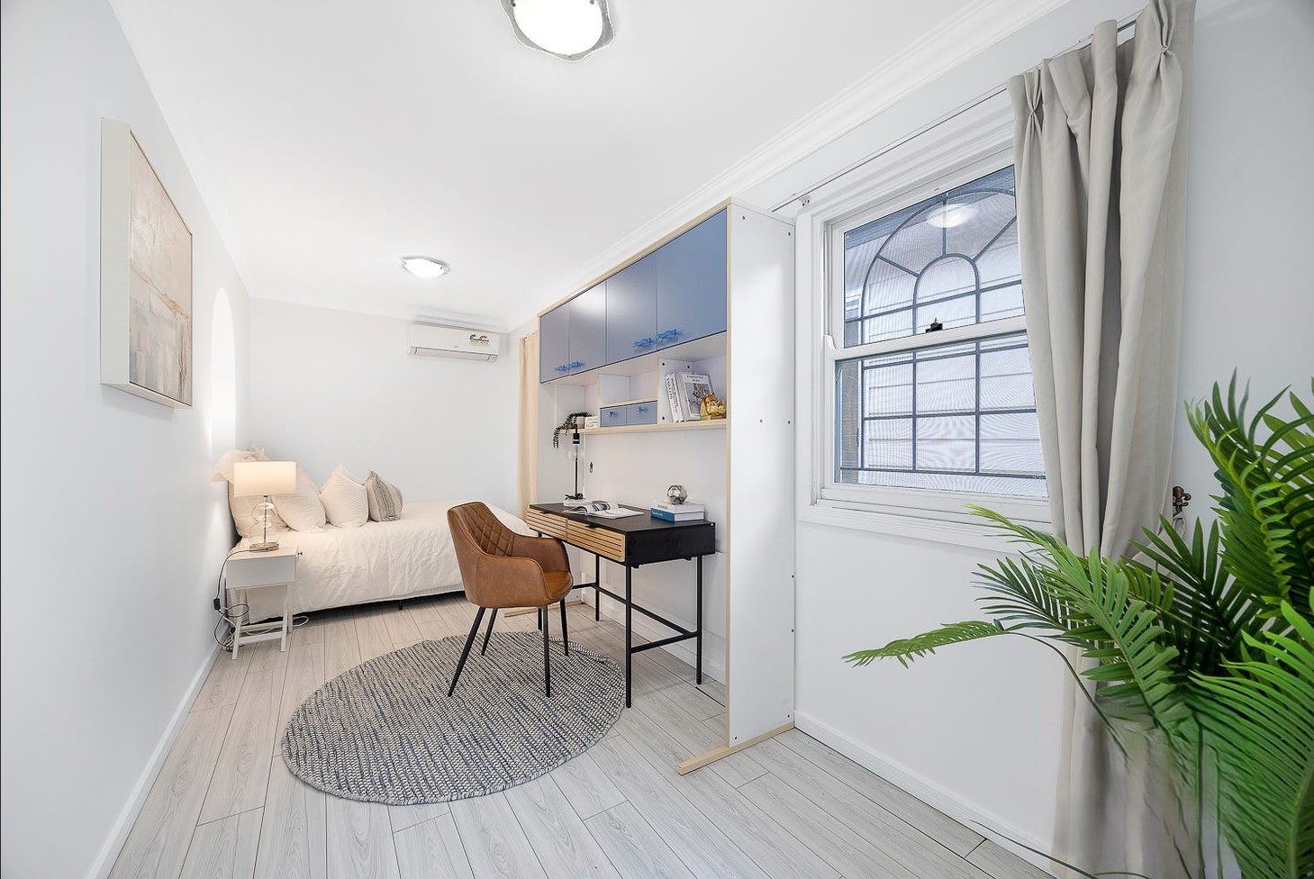 12 Noller Parade Parramatta NSW 2150 (6).jpg