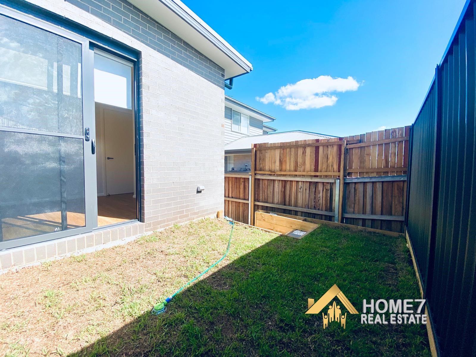 12A Roald Place, Leumeah, NSW 2560 (10).jpg