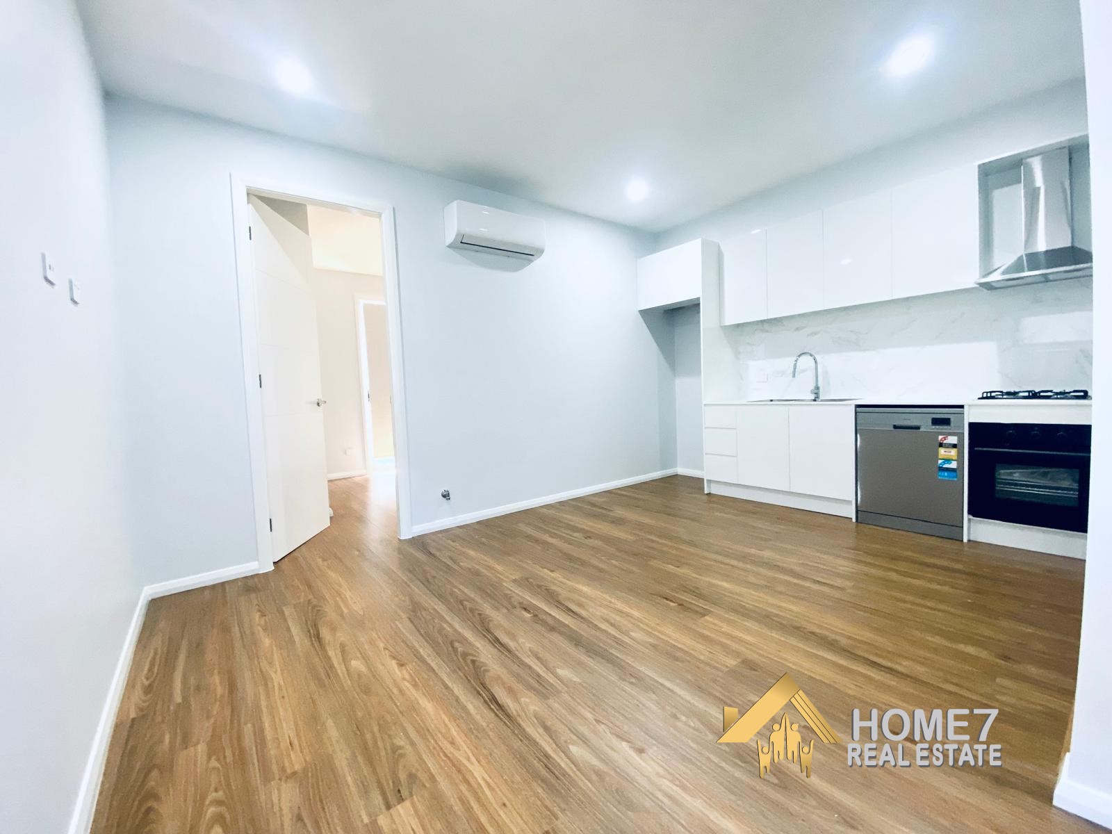 12A Roald Place, Leumeah, NSW 2560 (3).jpg