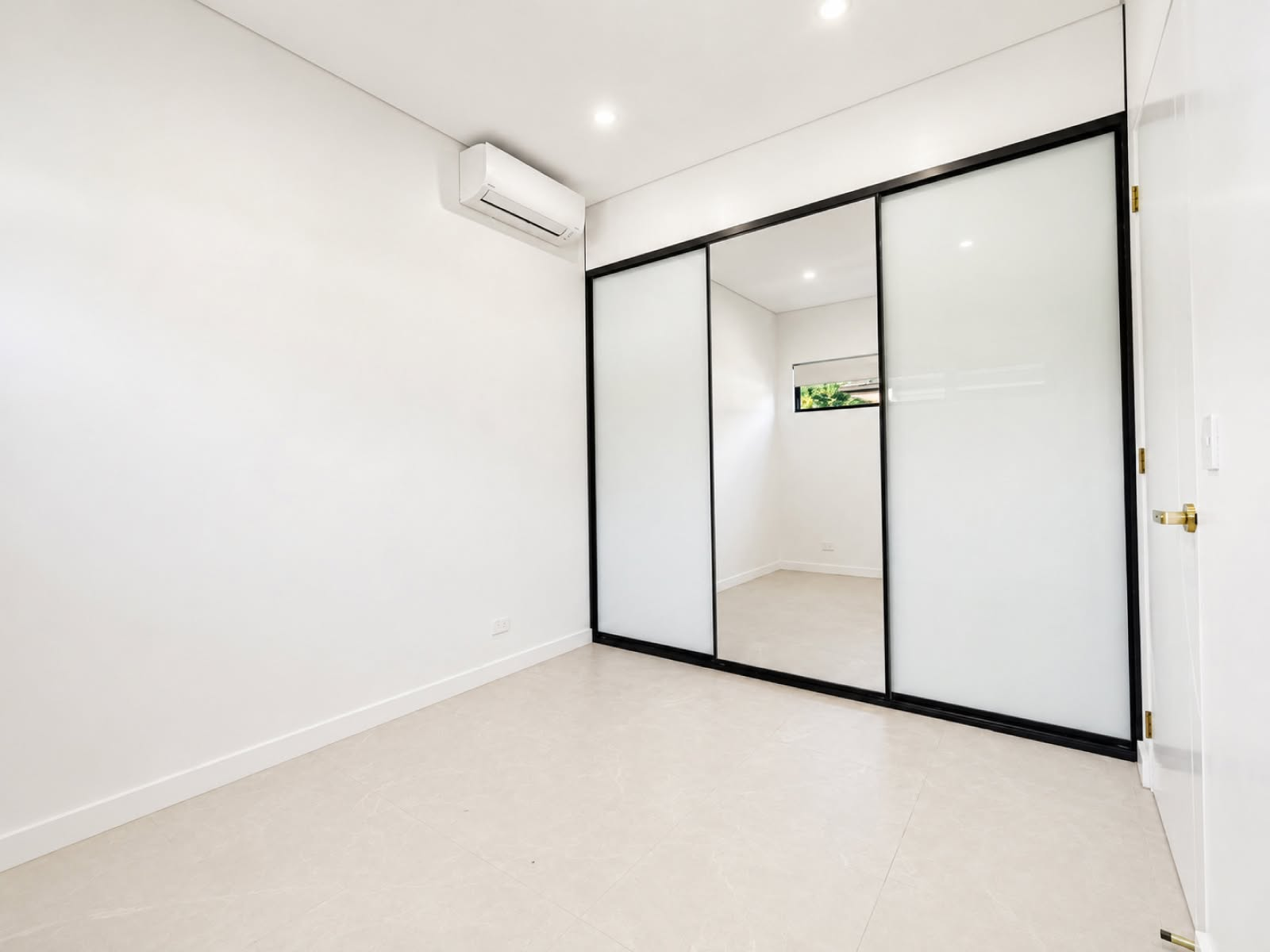 13A Valencia Street, Greenacre, NSW 2190 (2).webp