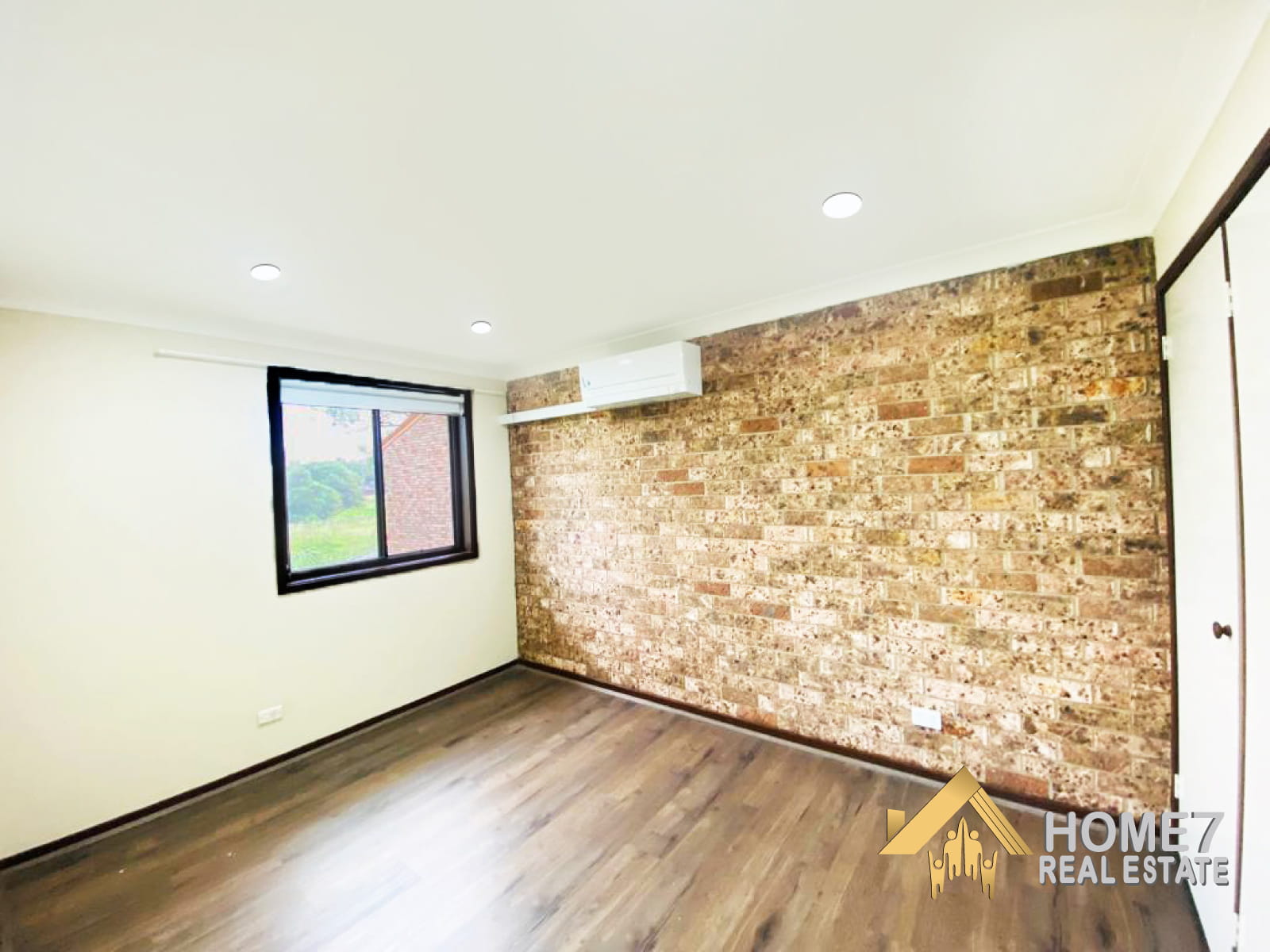 14-31 Calabro Avenue Lurnea NSW 2170 (6).jpg