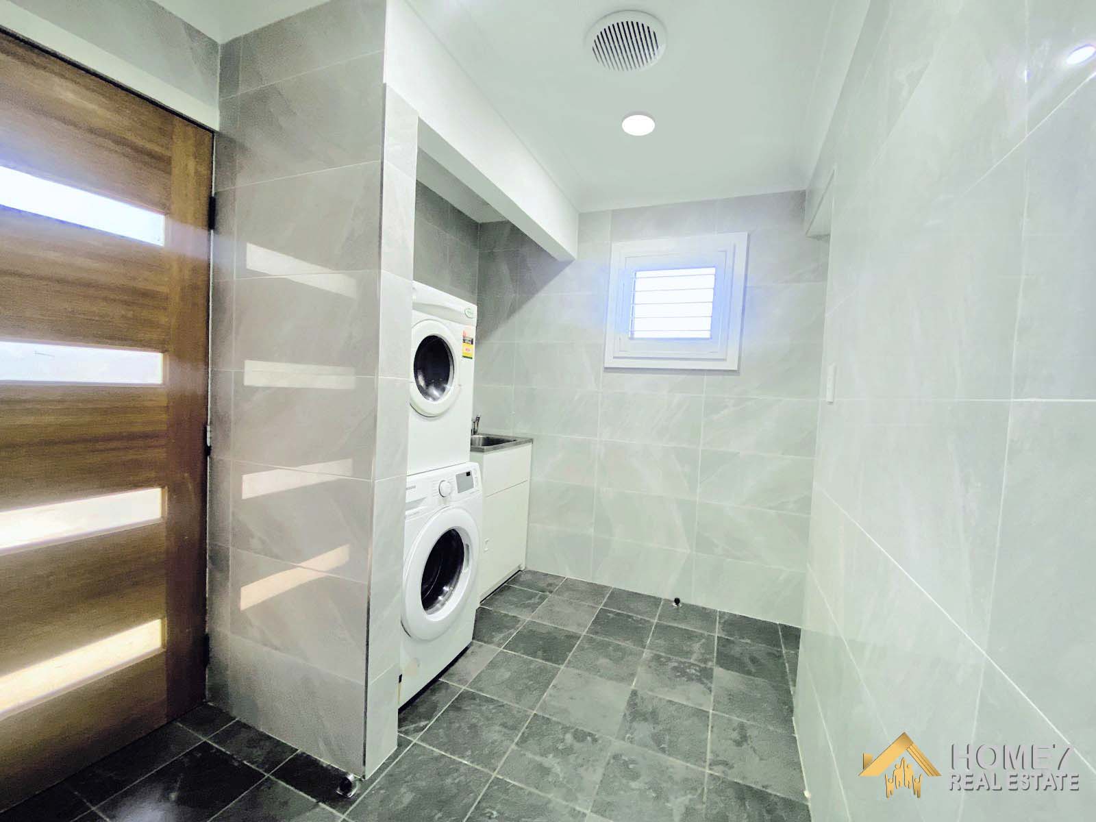 16 Myra Place, Ingleburn NSW 2565 (7).jpg