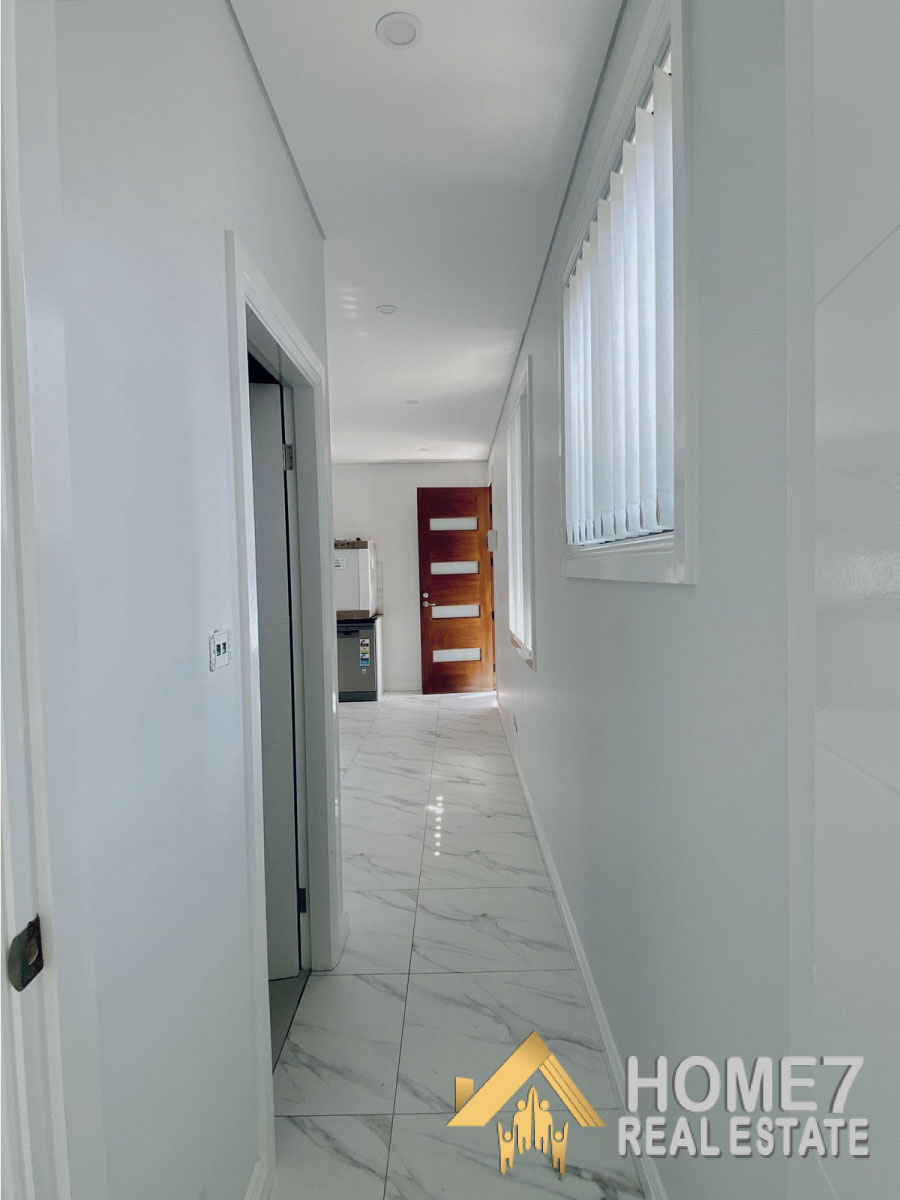 1A8 Greenacre road Greenacre NSW 2190 (4).jpg