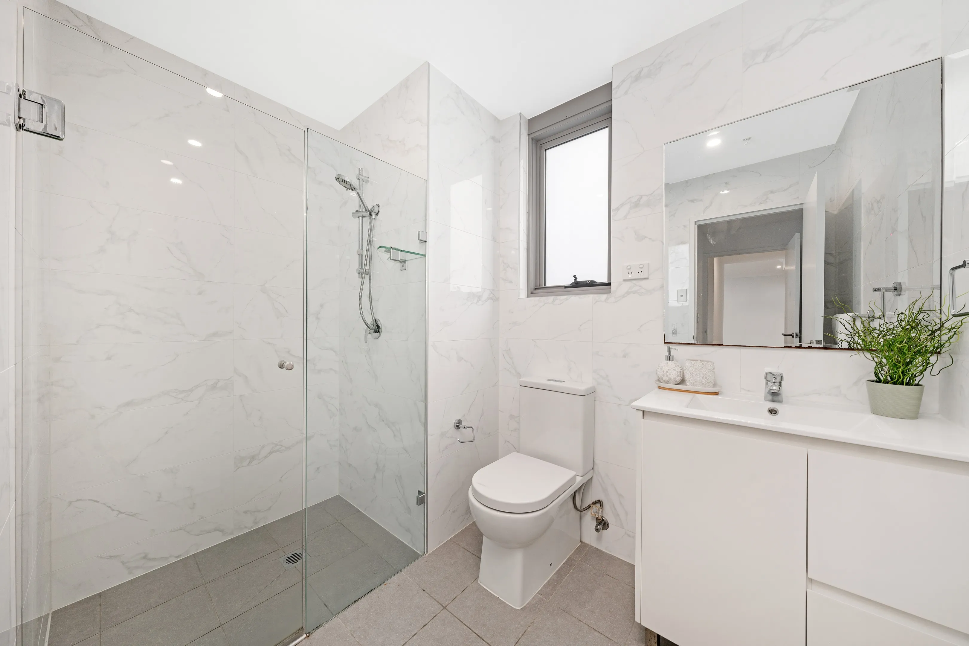2 Lachlan Street, Liverpool NSW 2170 (6).webp