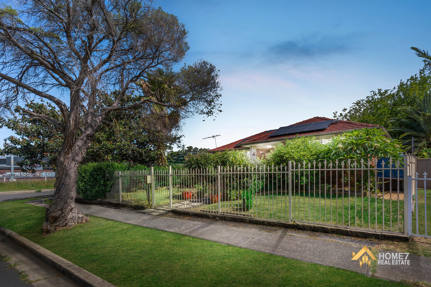 2 Nicholls Street Warwick Farm NSW 2170 No18.jpg