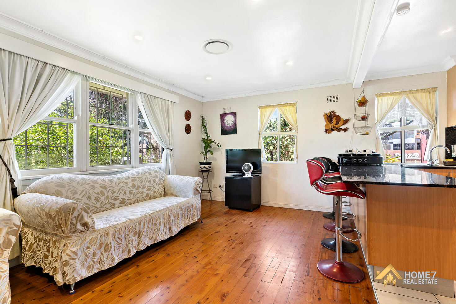 2 Nicholls Street Warwick Farm NSW 2170 No7.jpg