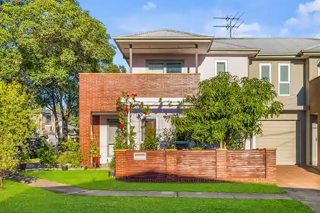 2 Sanananda Road, Holsworthy, NSW 2173 (1).webp