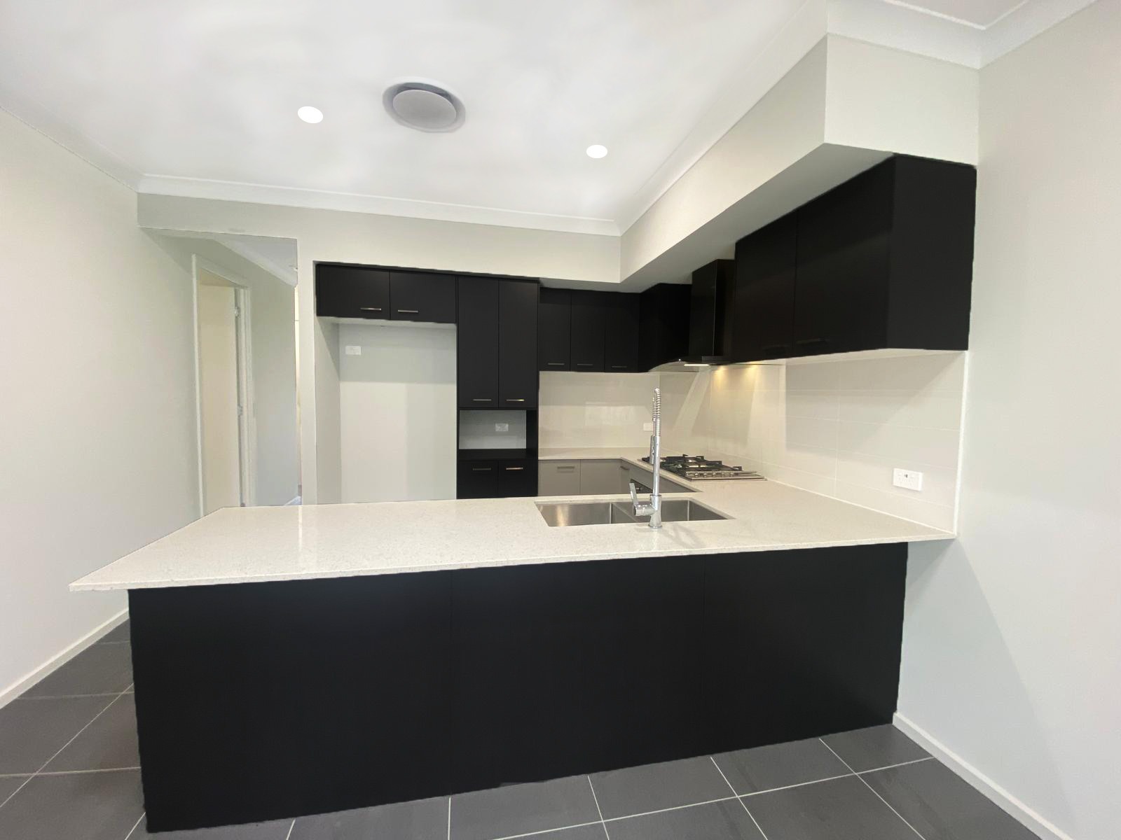 20 Roald Place, Leumeah, NSW 2560 (3).jpeg