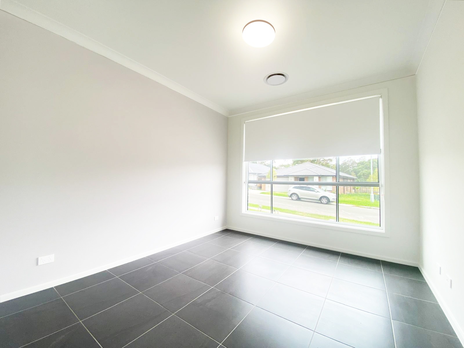 20 Roald Place, Leumeah, NSW 2560 (4).jpeg