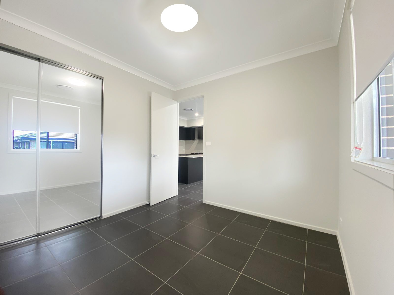 20 Roald Place, Leumeah, NSW 2560 (8).jpeg