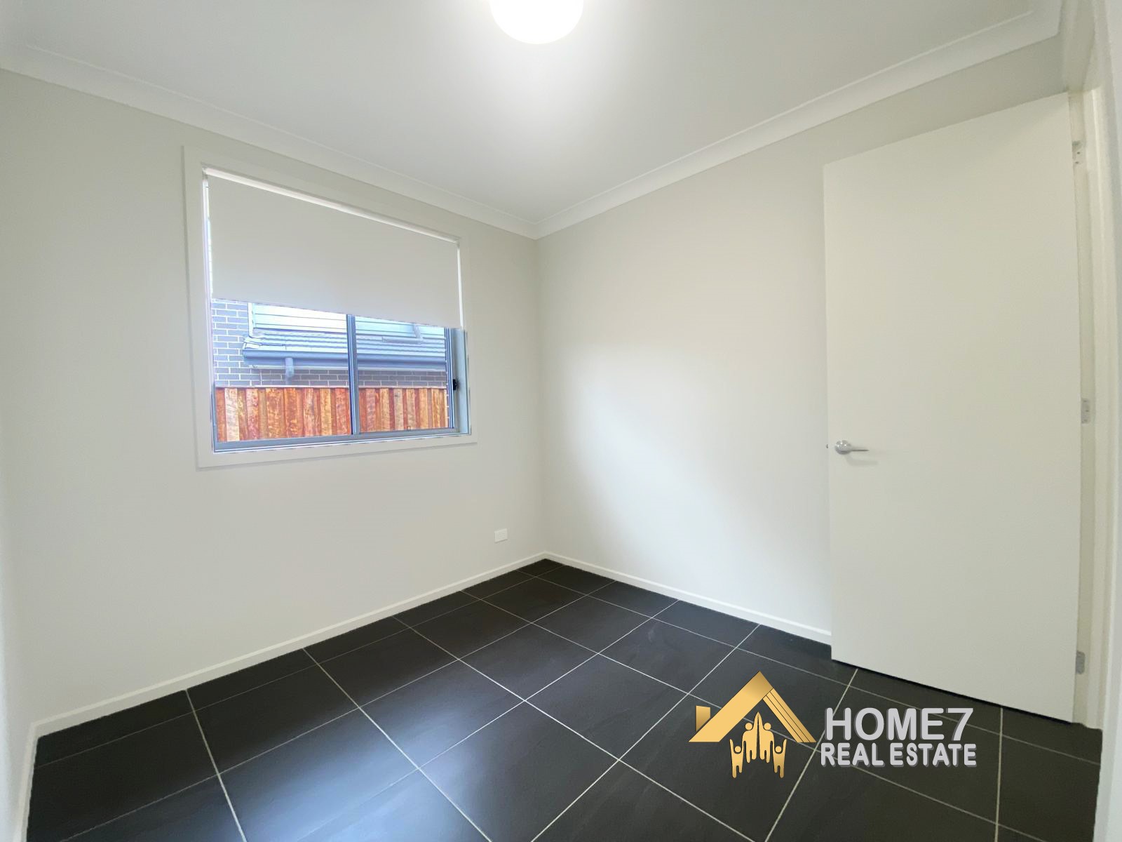 20A Roald Place, Leumeah, NSW 2560 (7).jpeg