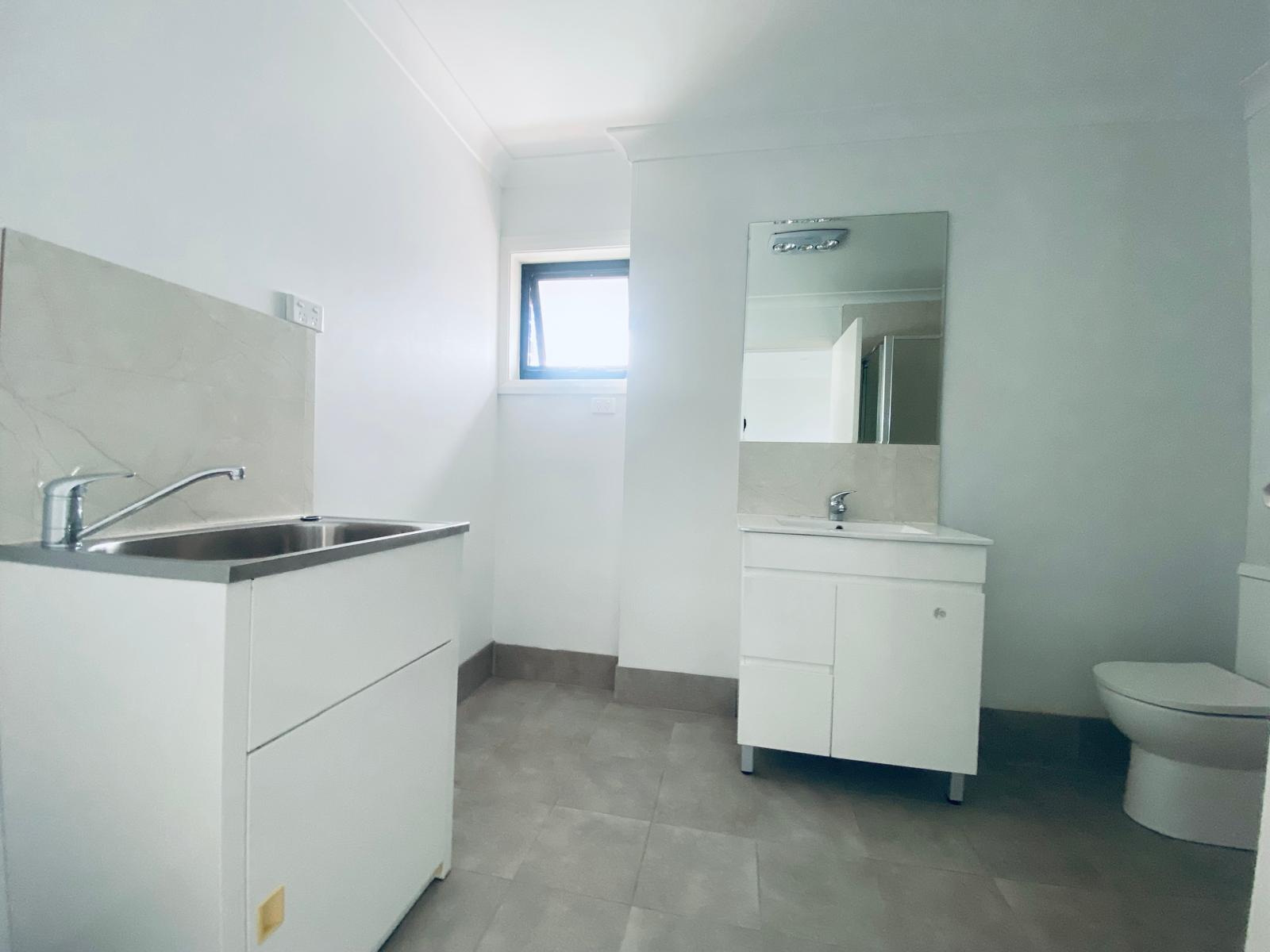 22A Tallawarra Road Leumeah NSW 2560 (8).jpg