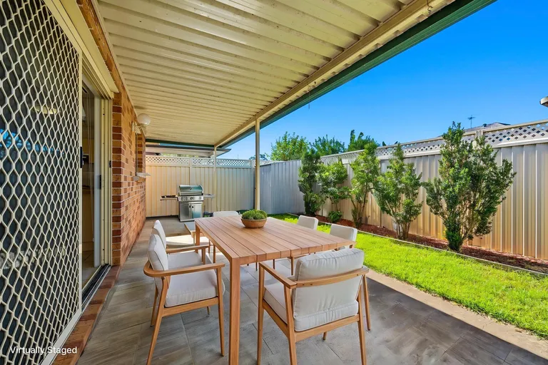 24 Daintree Drive, Wattle Grove, NSW 2173 (2).webp