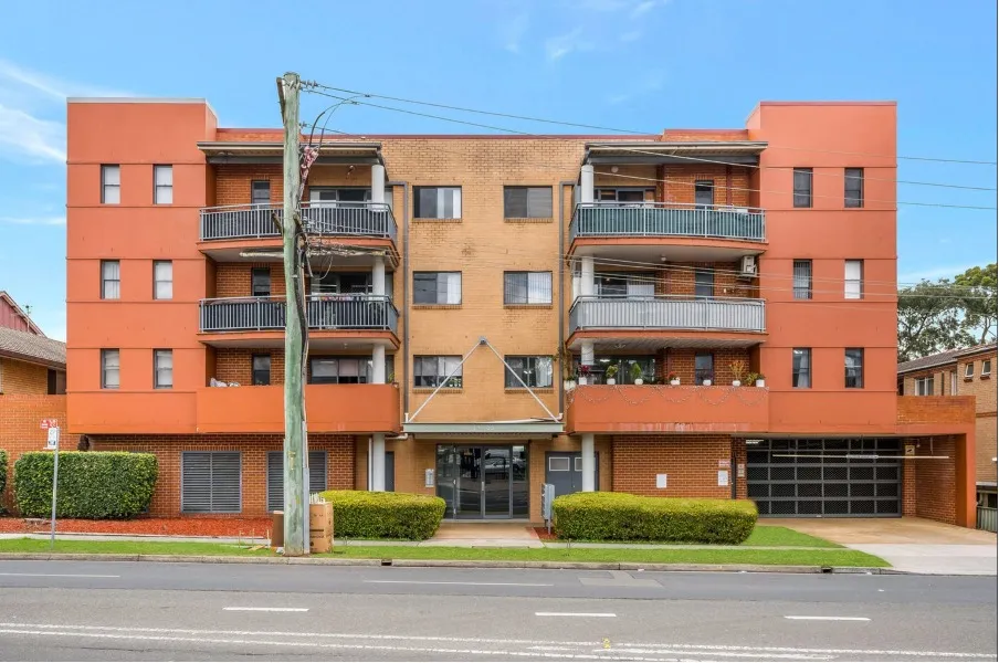 33 Bathurst St, Liverpool NSW 2170.webp