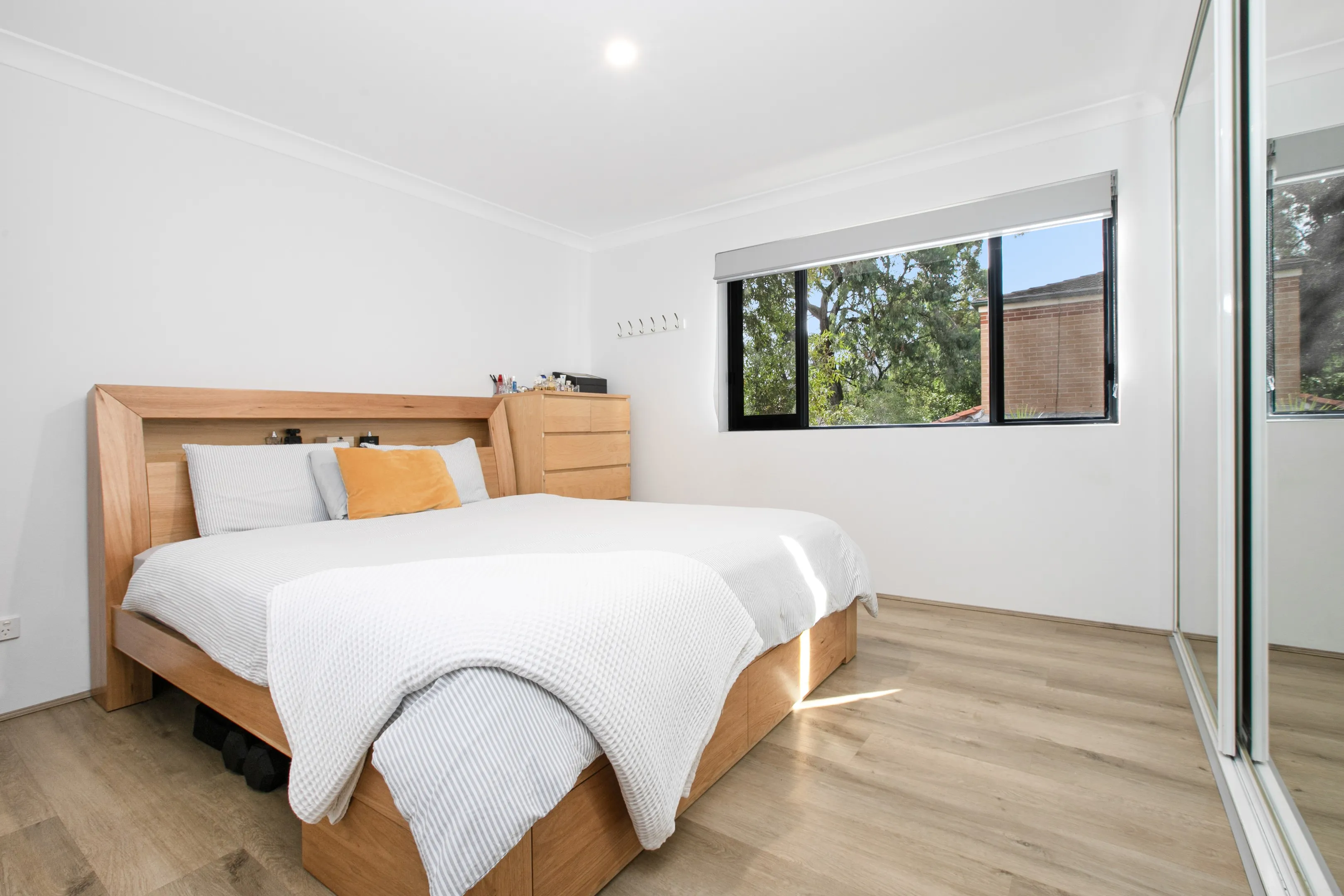 4-33-bathurst-street-liverpool-nsw-2170.webp