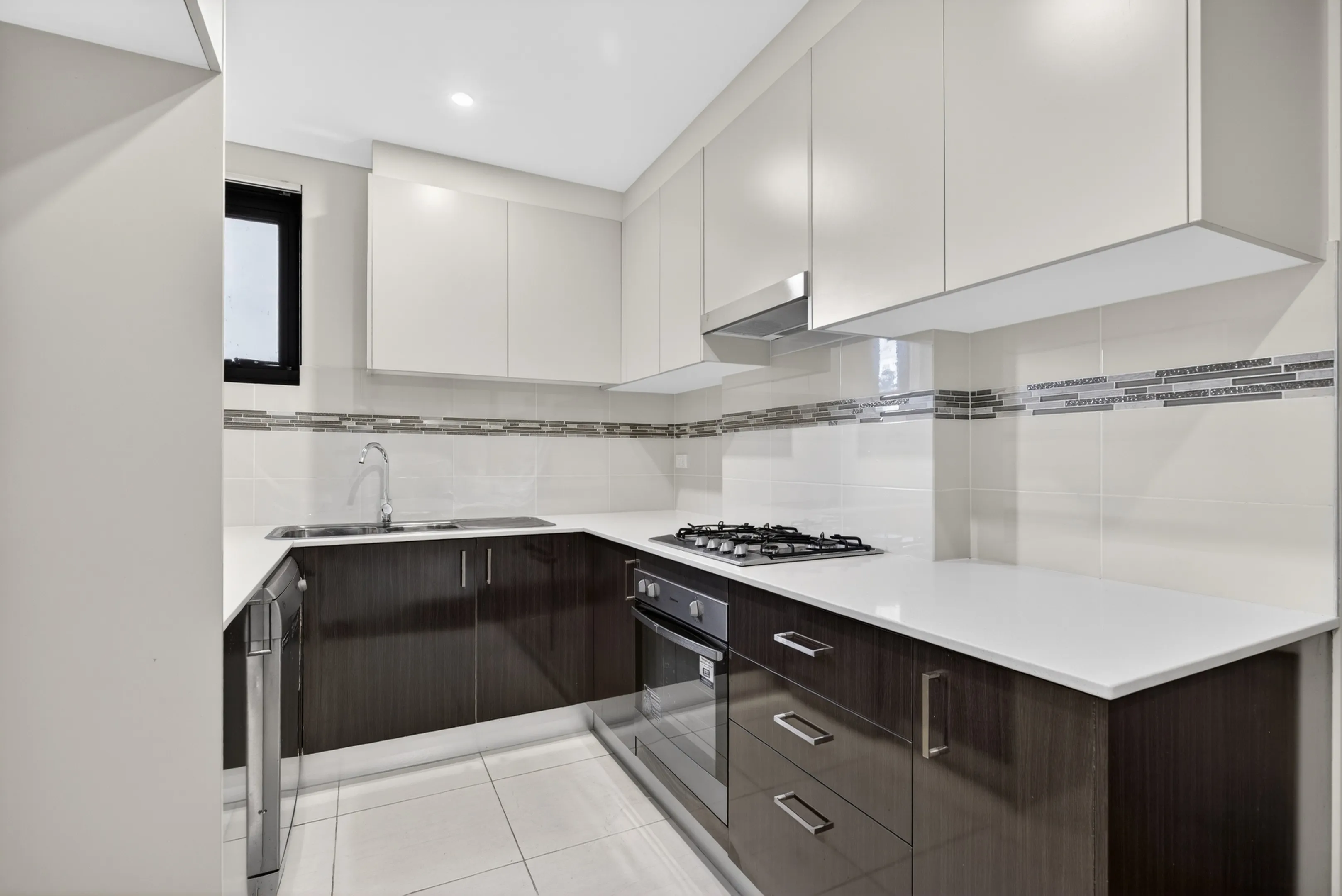 4 Castlereagh Street Liverpool NSW 2170 (2).webp