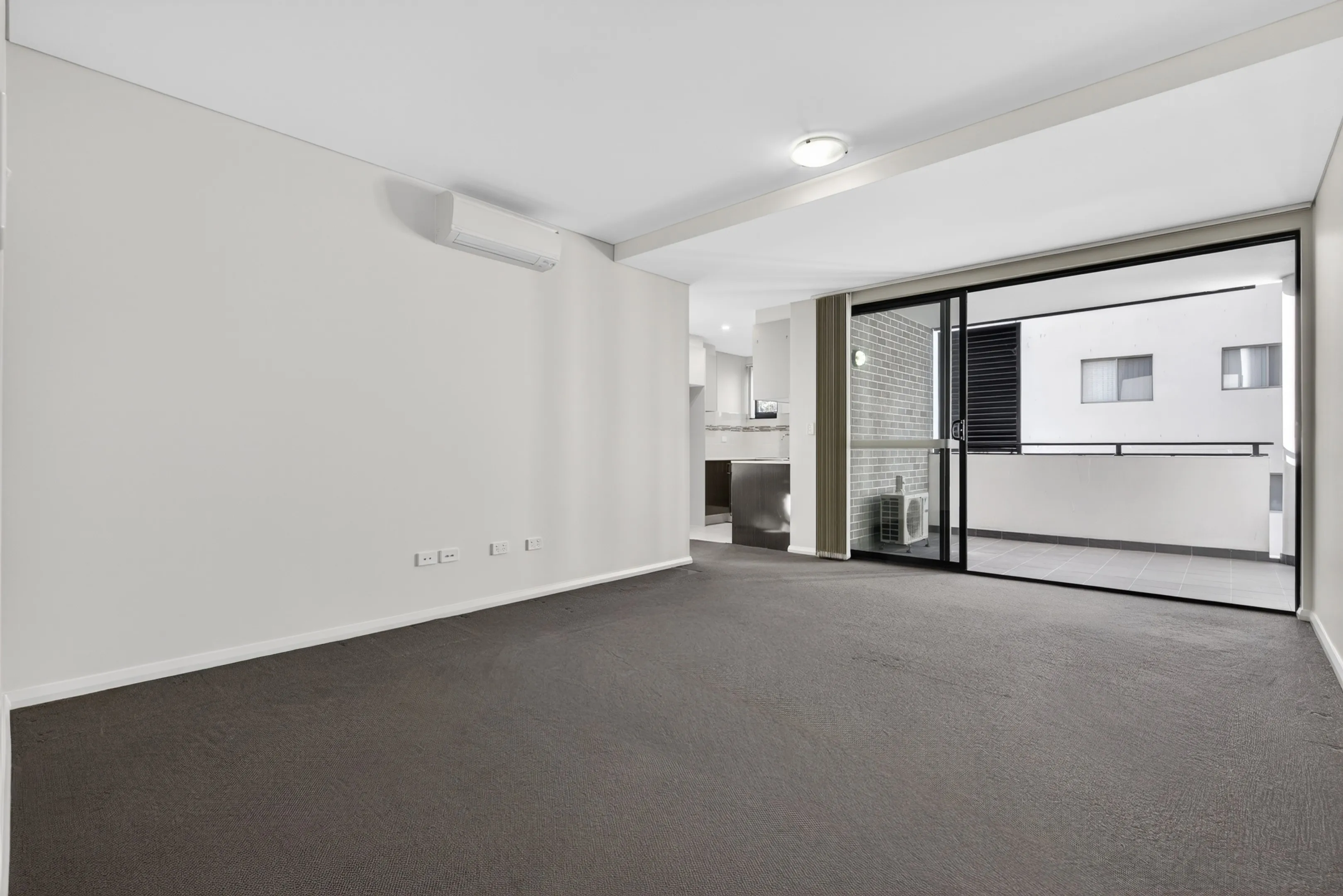 4 Castlereagh Street Liverpool NSW 2170 (3).webp