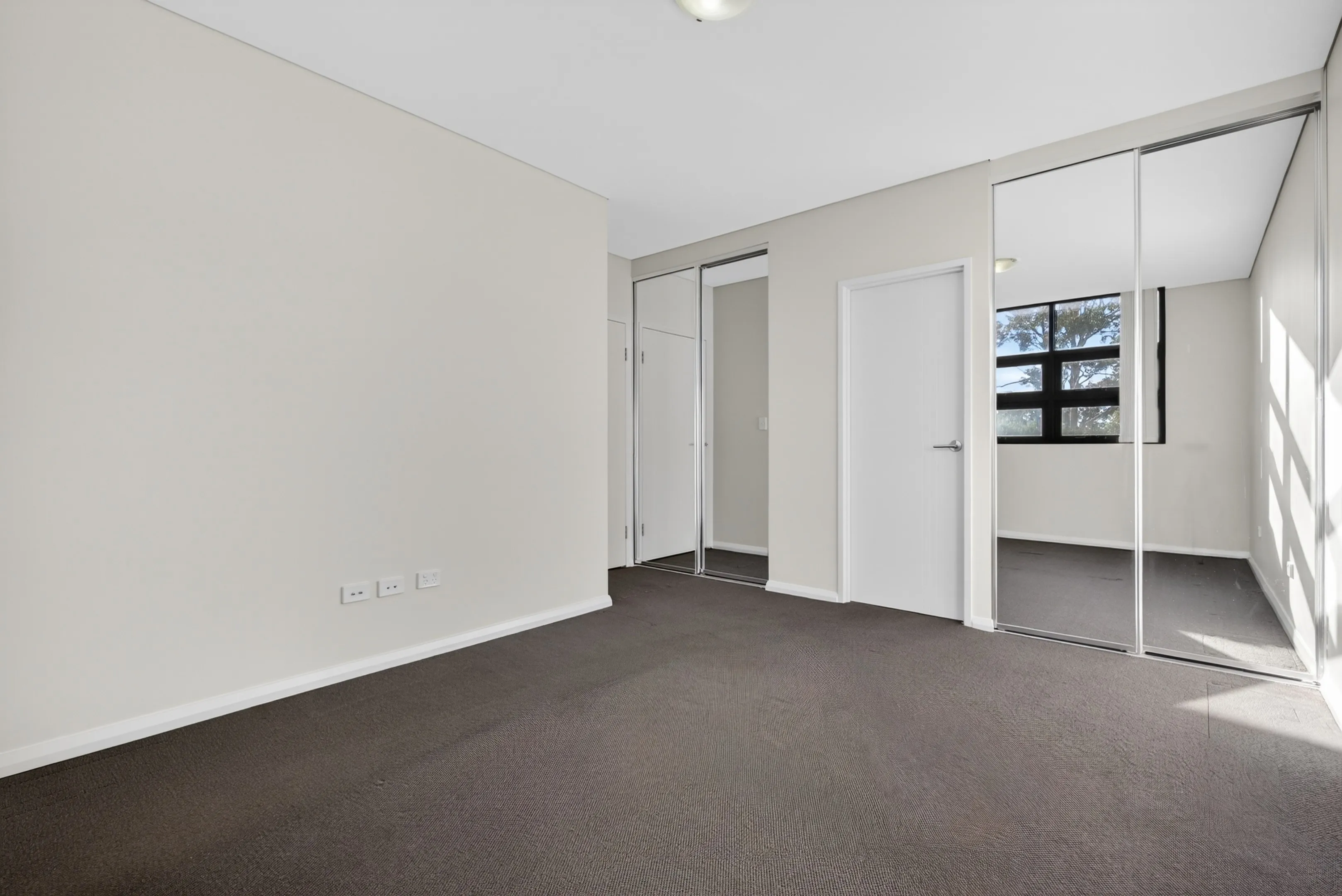 4 Castlereagh Street Liverpool NSW 2170 (9).webp