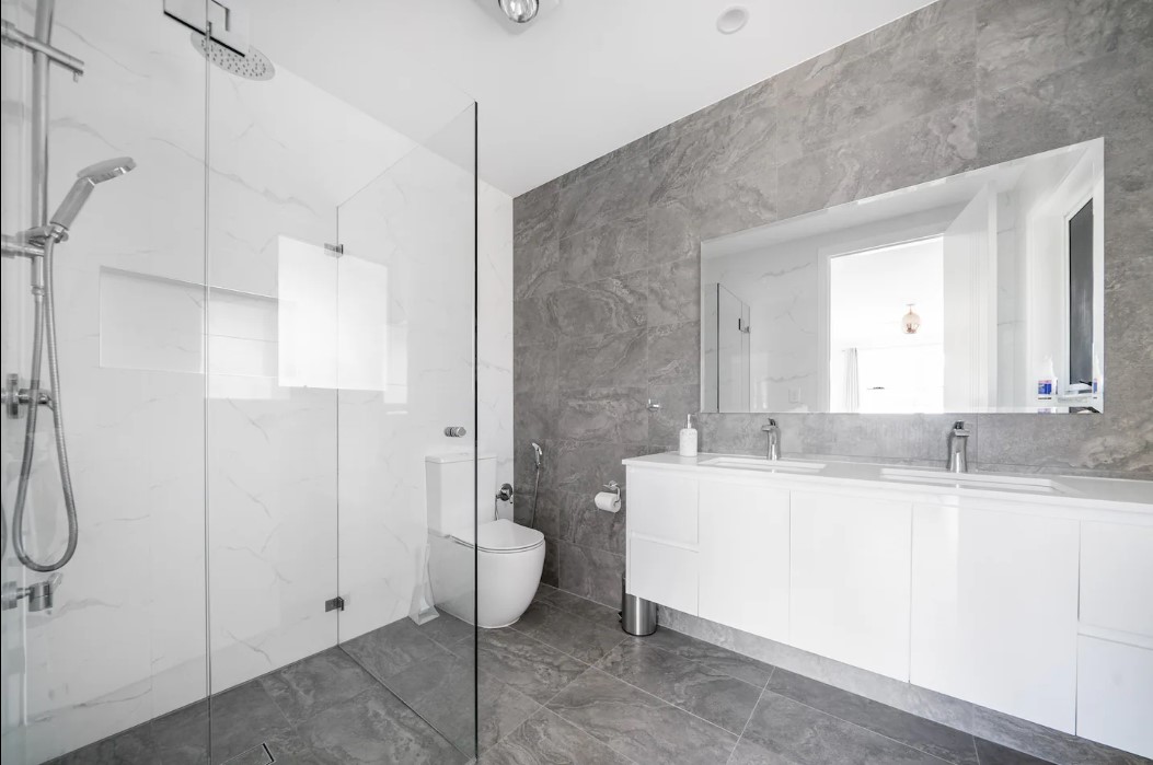 40 Chinnocks Avenue Campbelltown NSW 2560  Home7 Real Estate 12.jpg