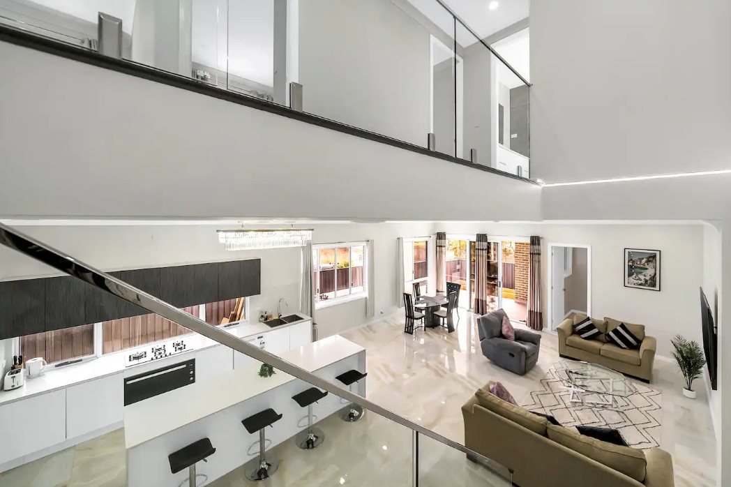 40 Chinnocks Avenue Campbelltown NSW 2560  Home7 Real Estate 17.jpg