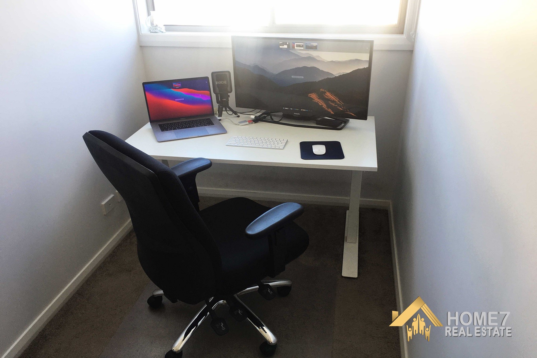 41032 CHAMBERLAIN STREET Campbelltown NSW 2560 (5).jpg