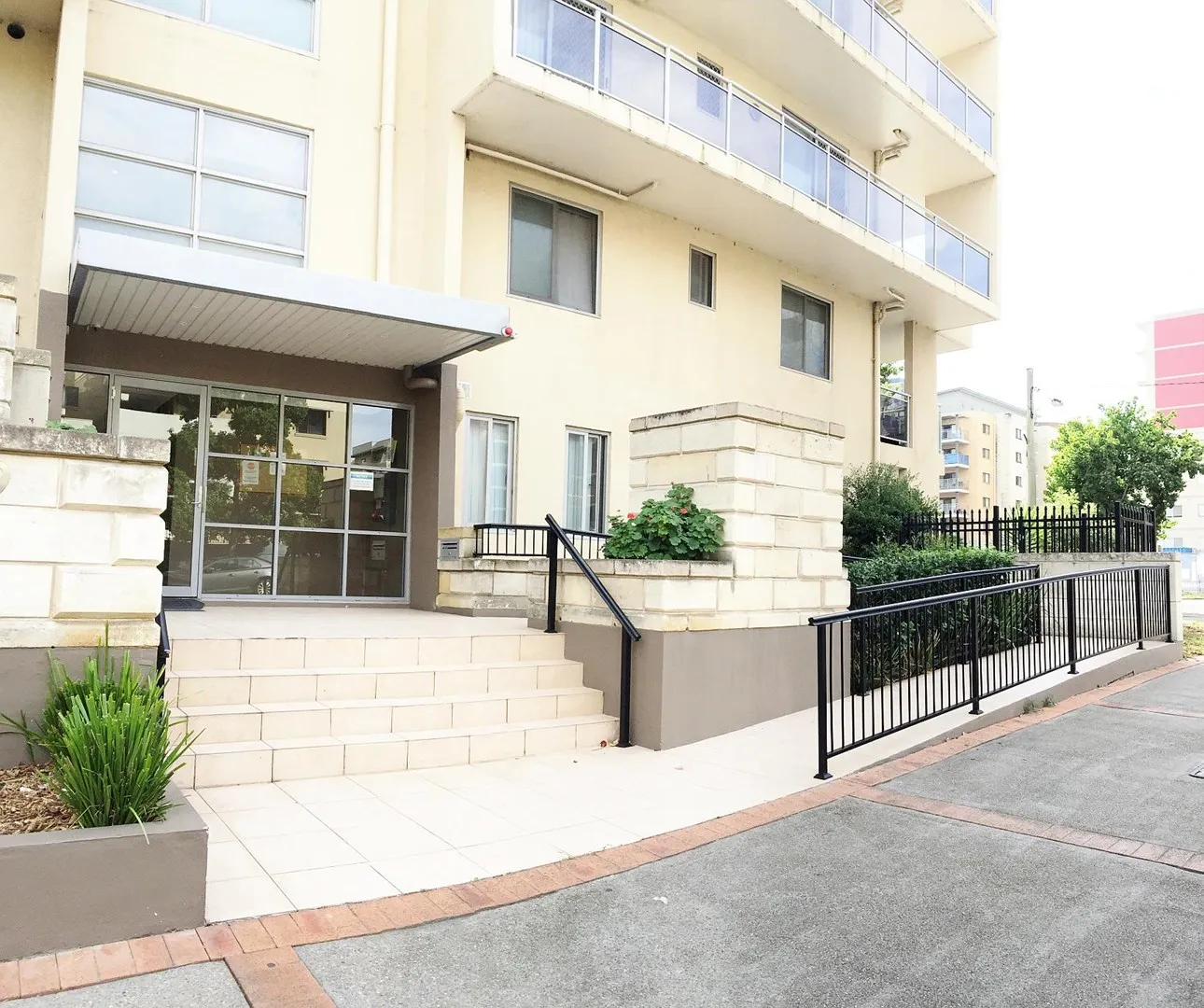 49 Lachlan St, Warwick Farm NSW 2170 (5).webp
