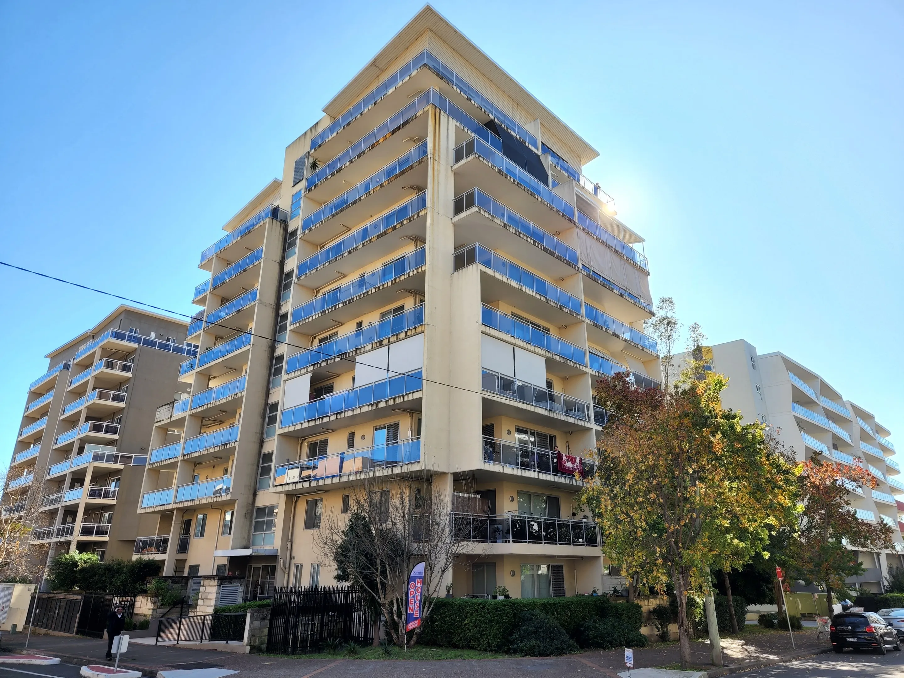 49 Lachlan St, Warwick Farm NSW 2170.webp