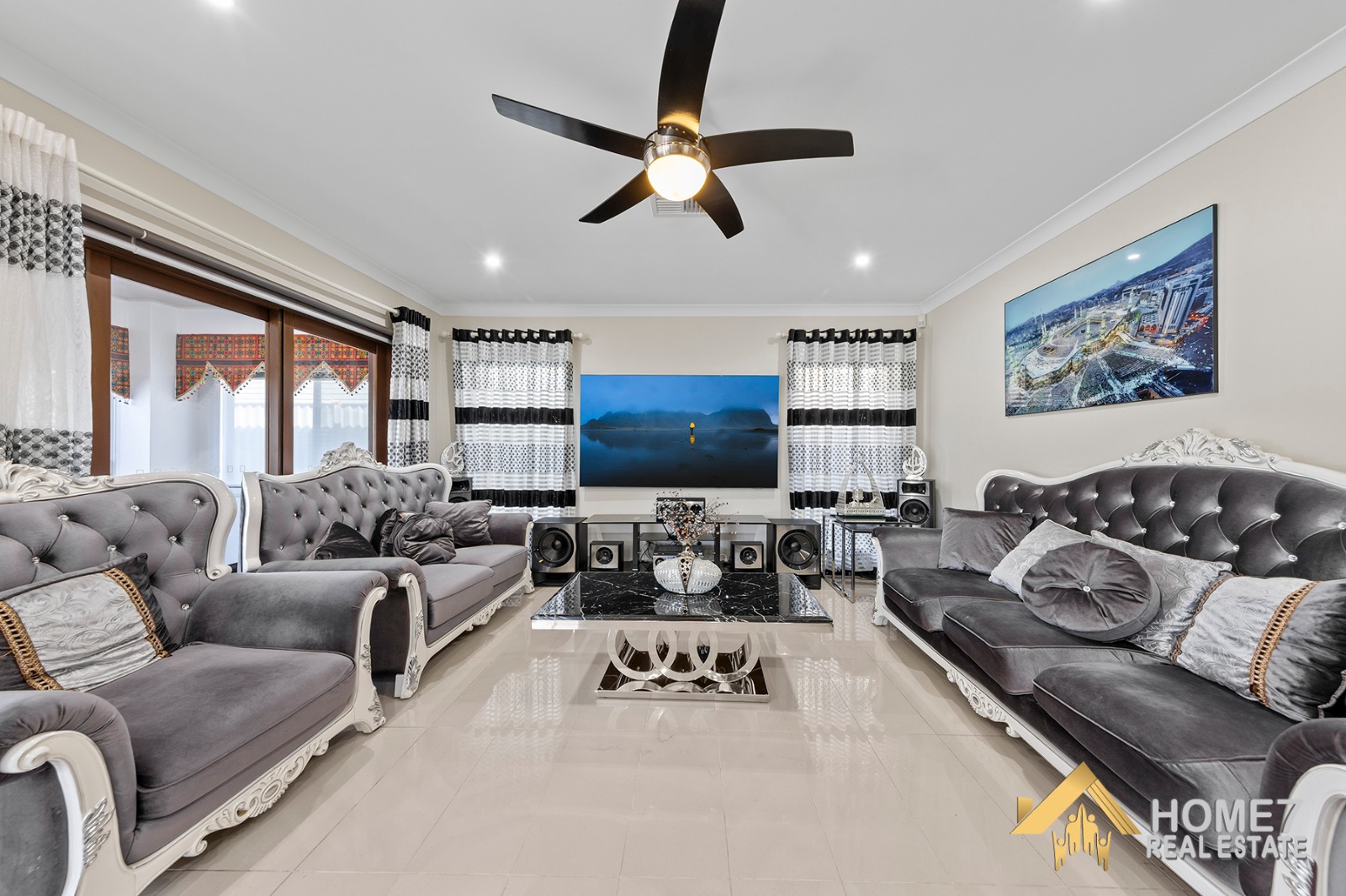 52 Cropton street Jordan Springs NSW 2747 _Home7 Real Estate_2.jpg