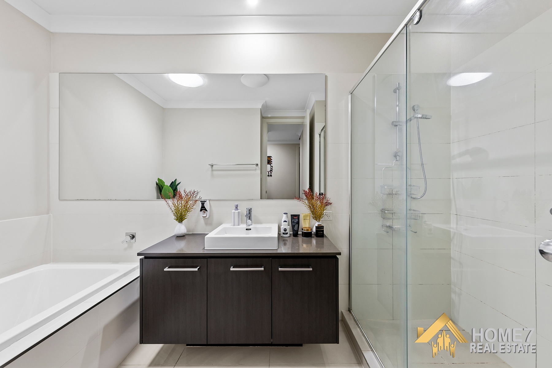 52 Cropton street Jordan Springs NSW 2747 _Home7 Real Estate_9.jpg