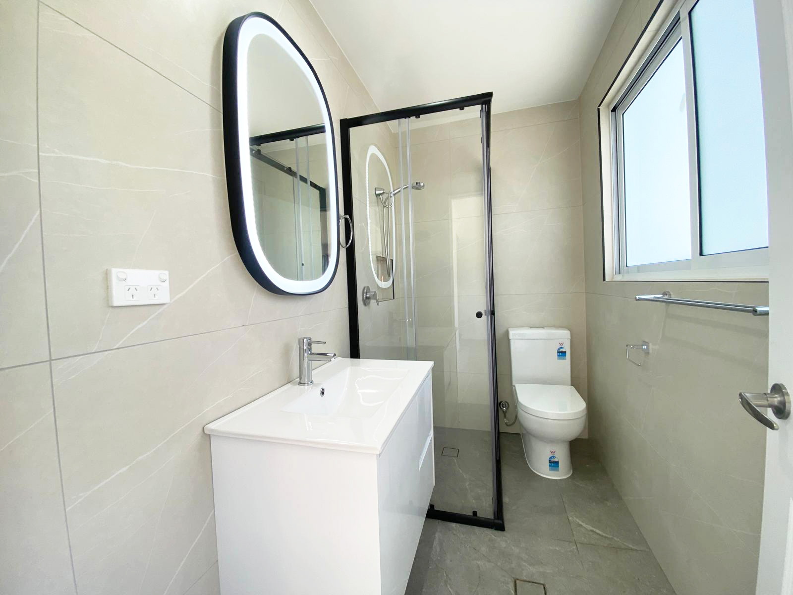 62 Newton Road Blacktown 2148 NSW (10).jpg