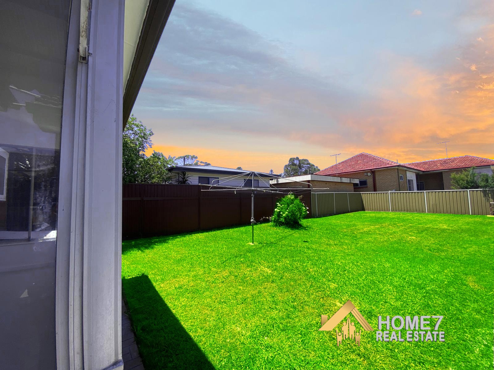 62 Newton Road Blacktown 2148 NSW (14).jpg