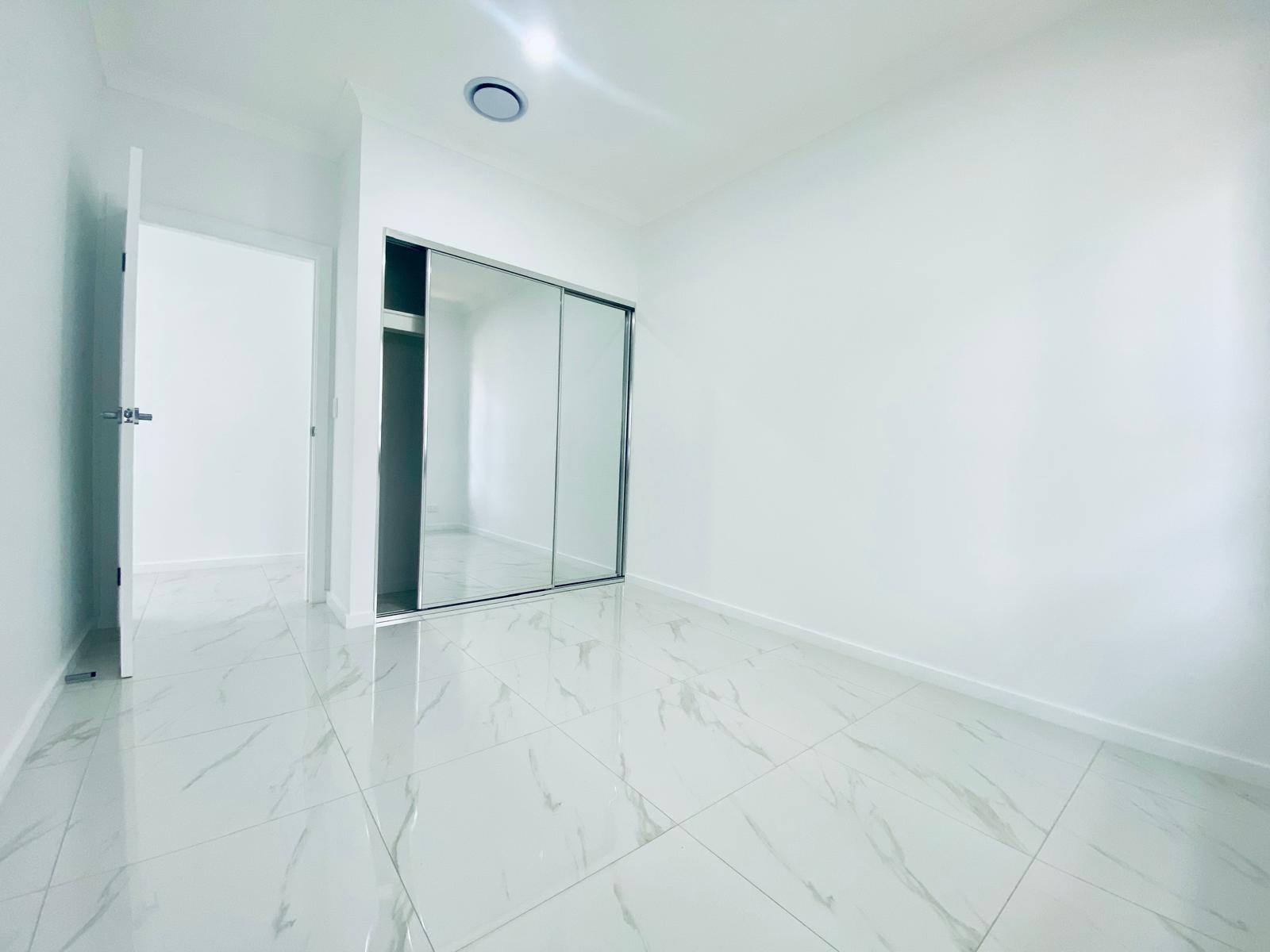 62 Poulton Terrace Campbelltown NSW 2560 (6).jpeg