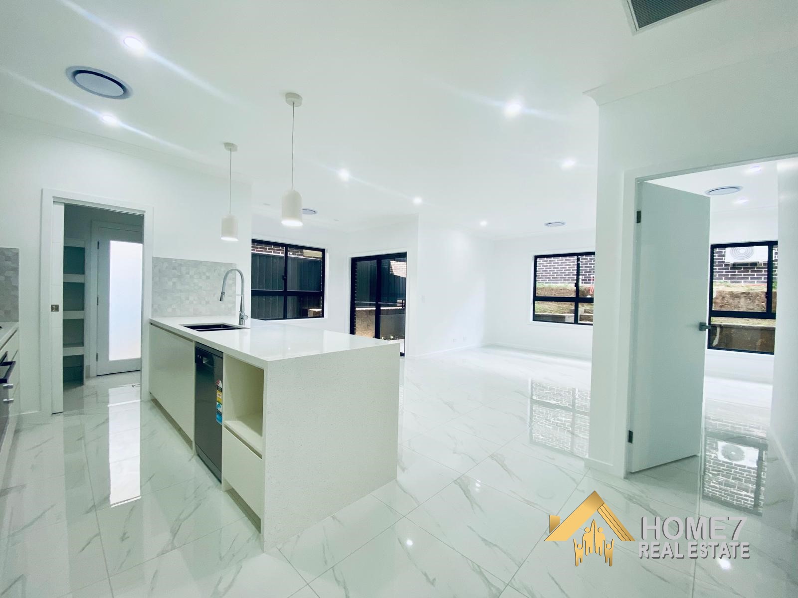 62 Poulton Terrace Campbelltown NSW 2560 (8).jpeg