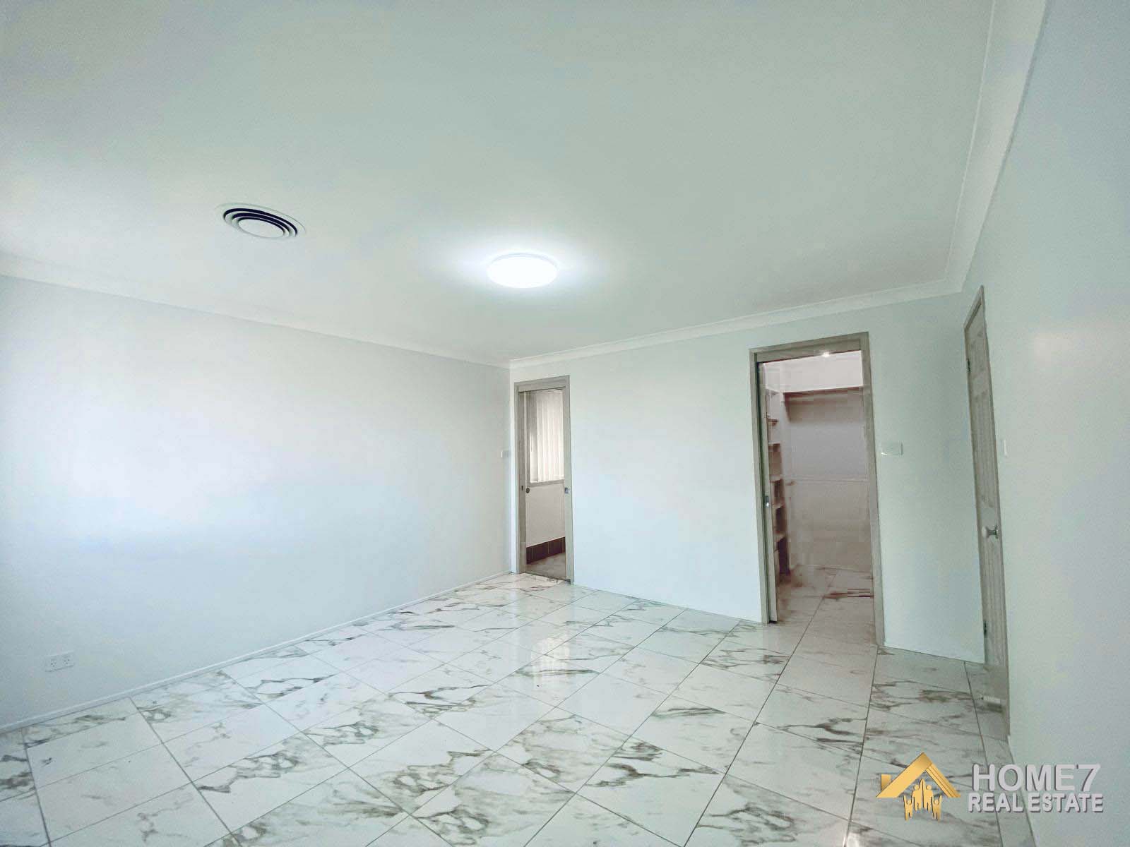 68 Stansmore Avenue Prestons NSW 2170 (13).jpeg