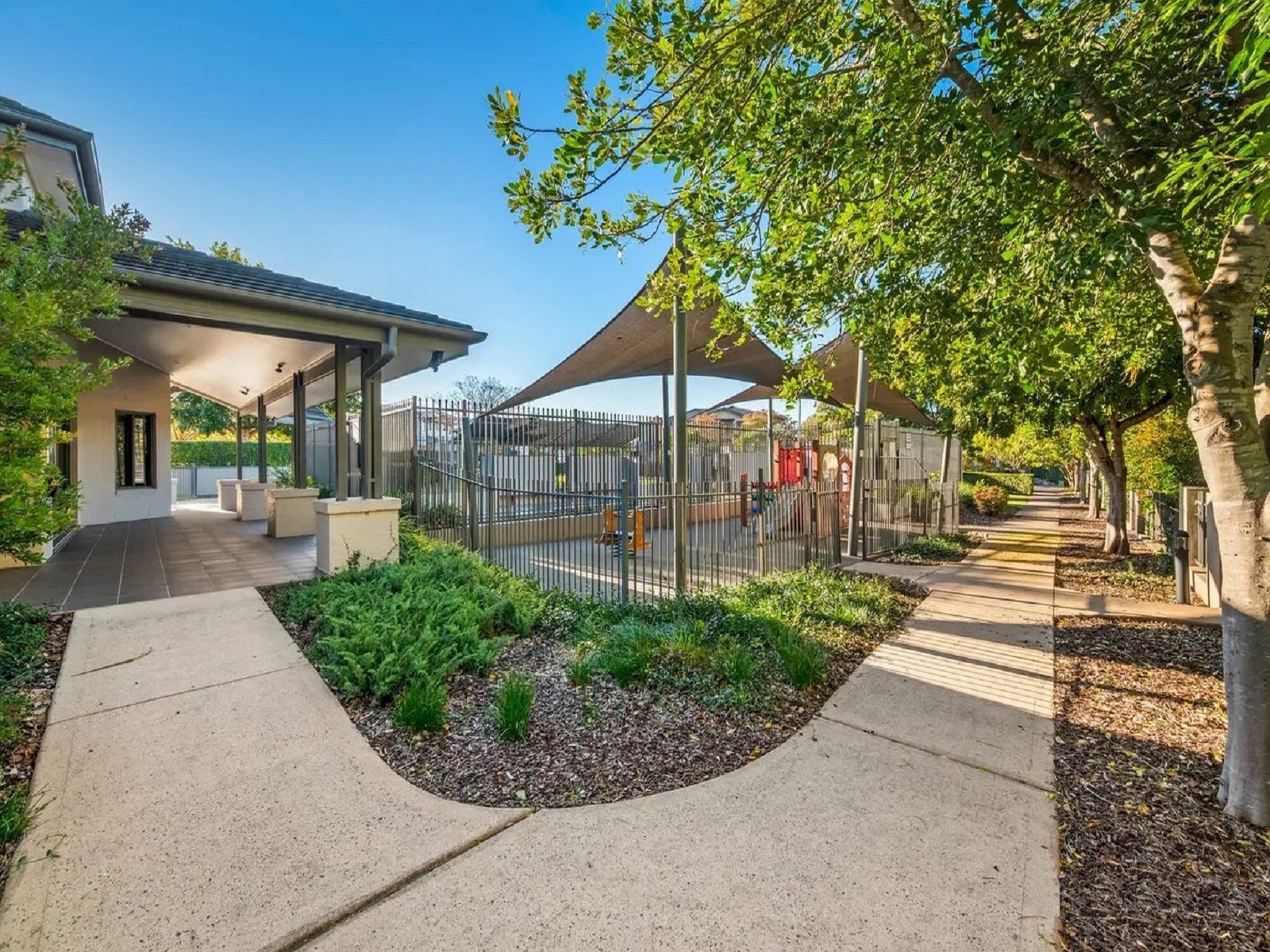 68 Stansmore Avenue Prestons NSW 2170 (23).jpeg