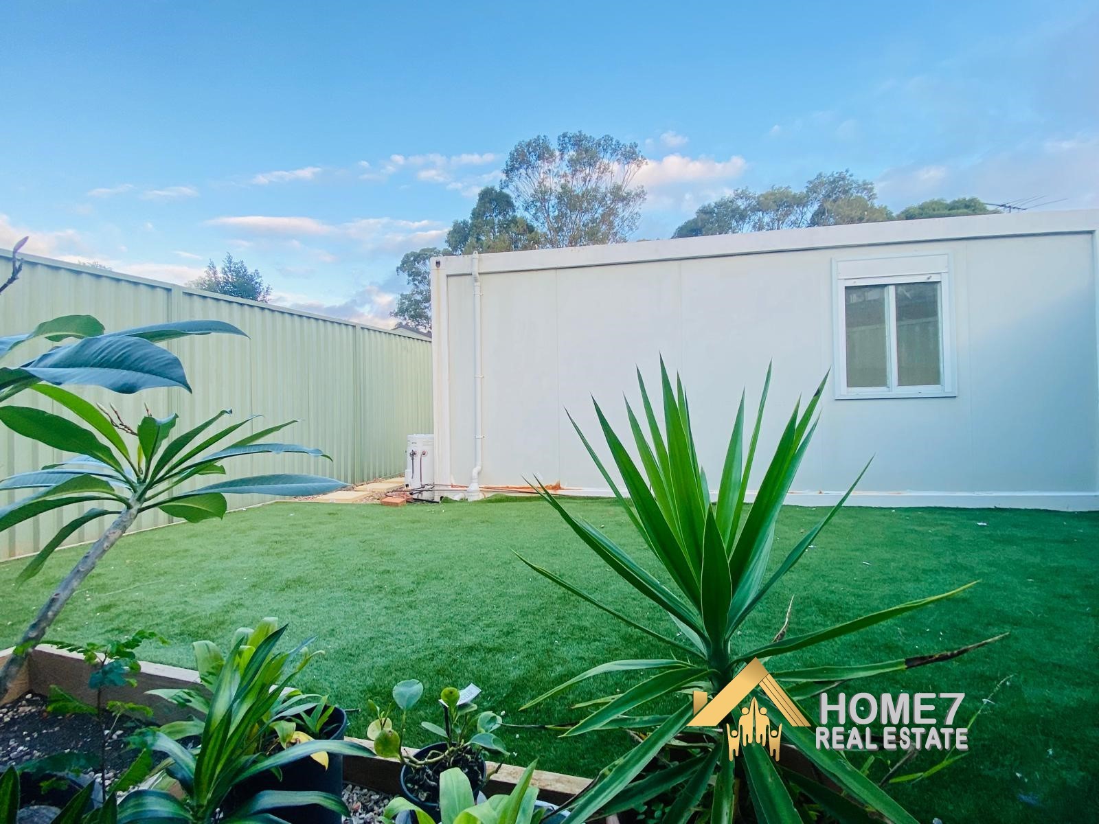 6A Peerless Close Ingleburn NSW 2565.jpeg