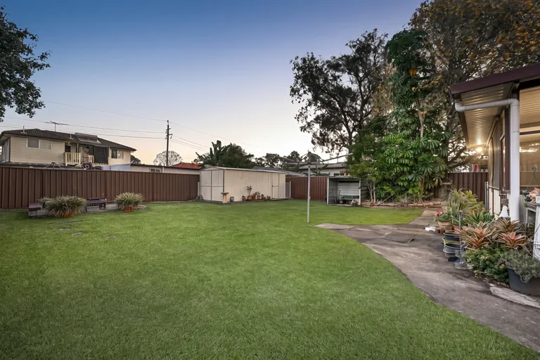 70 Gabo Crescent, Sadleir, NSW 2168 (3).webp
