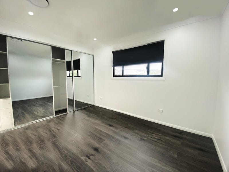 88 Fieldhouse Circuit, Campbelltown, NSW 2560 (19).jpg