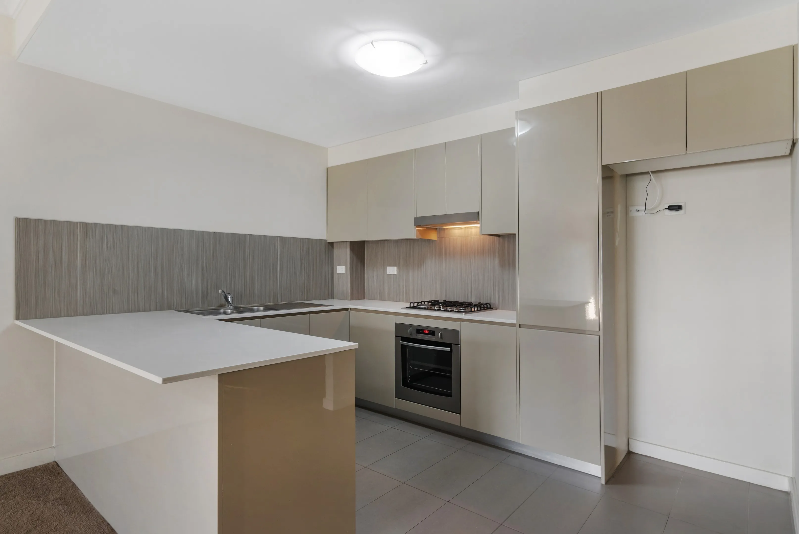 9-2-bigge-street-warwick-farm-nsw-2170 (2).webp