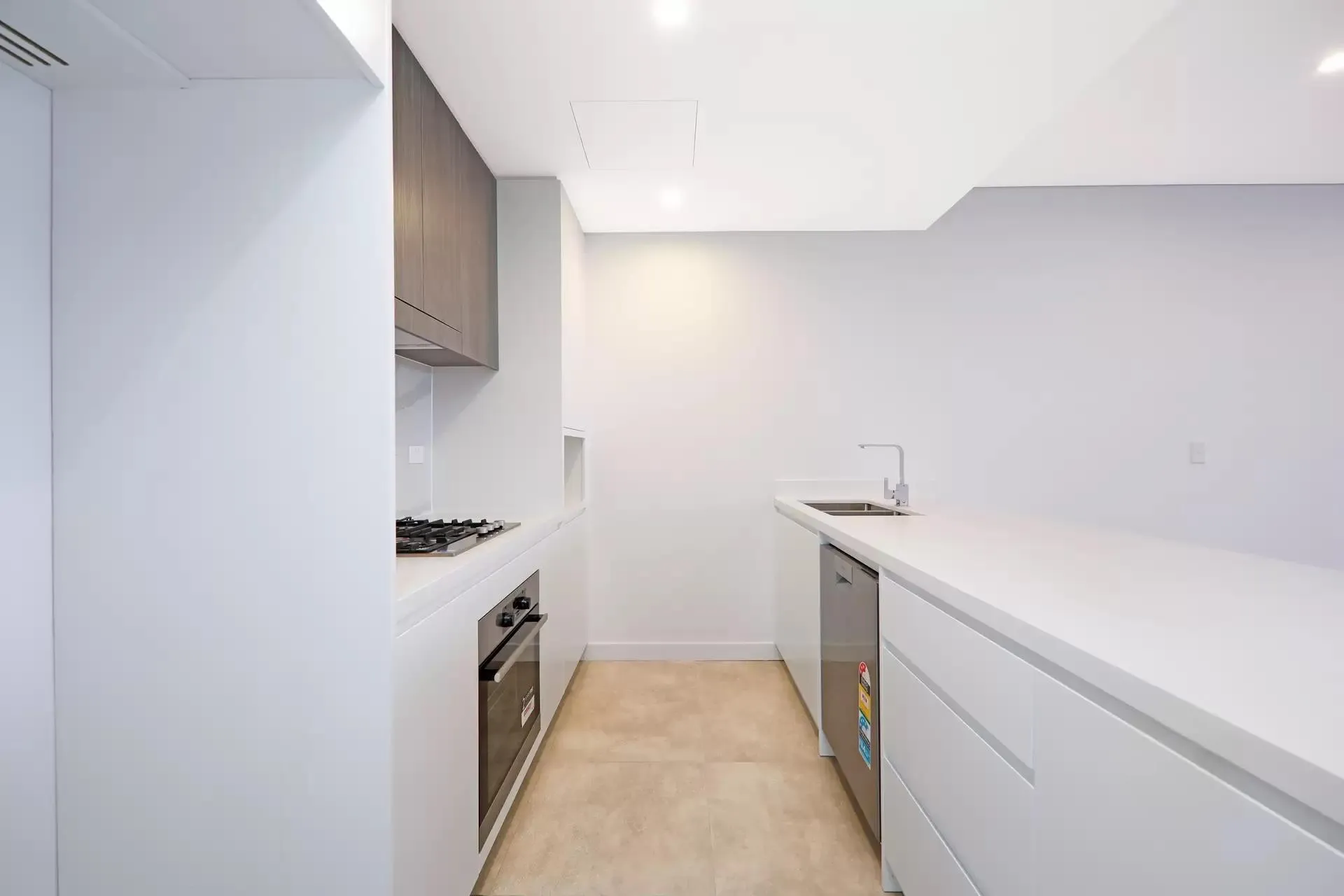 9 Goulburn Street, Warwick Farm NSW 2170 (4).webp