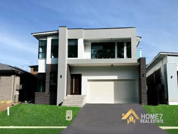 88 Fieldhouse Circuit Campbelltown NSW 2560   Home7 Real  Estate 2.jpg